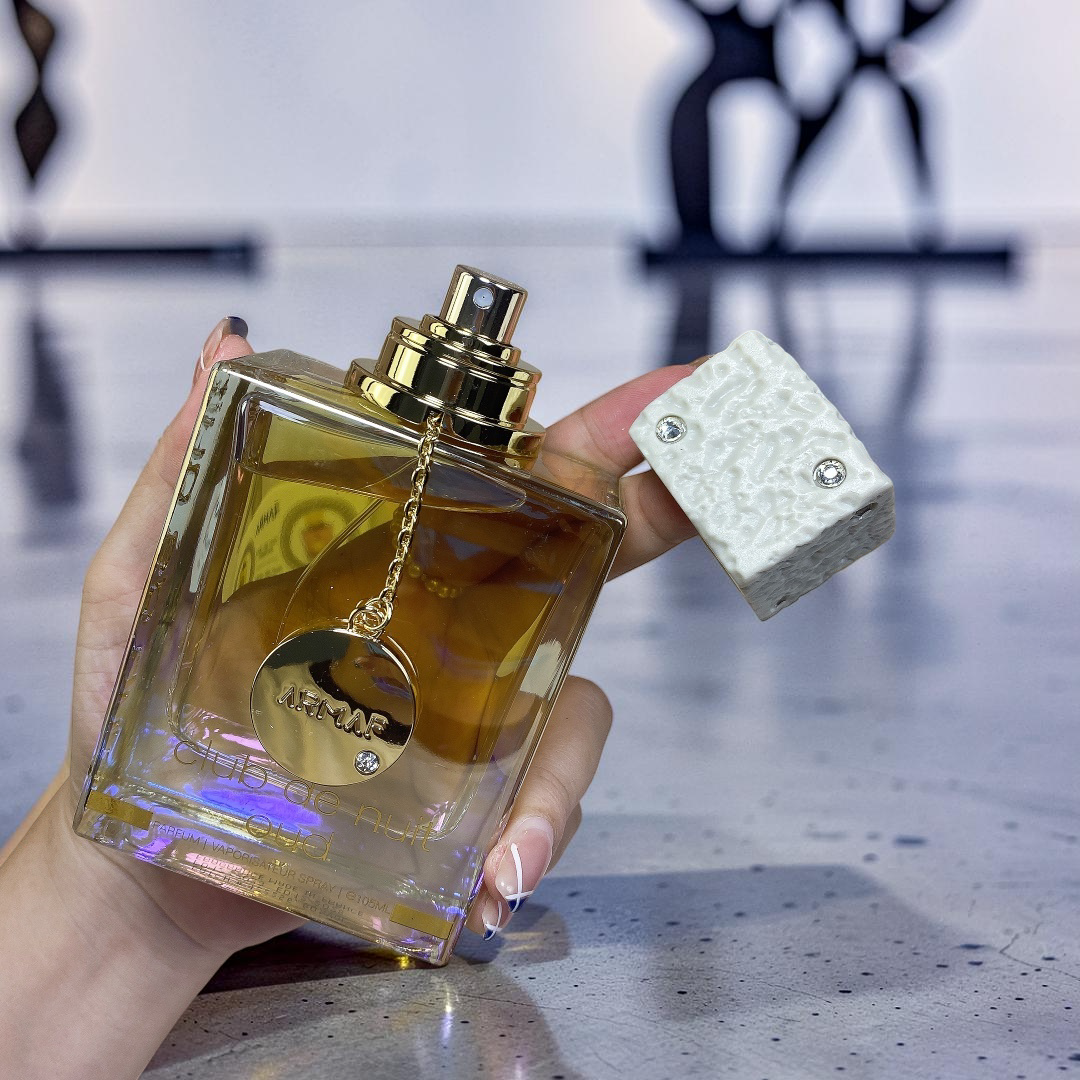 Armaf Club de Nuit Oud Parfum 105ml