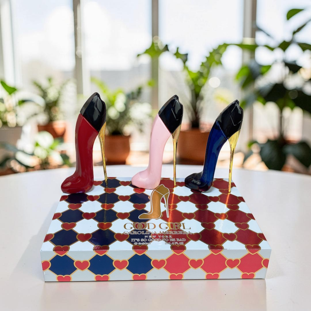 Carolina Herrera Good Girl Miniature Travel Gift Set (3 Pieces)