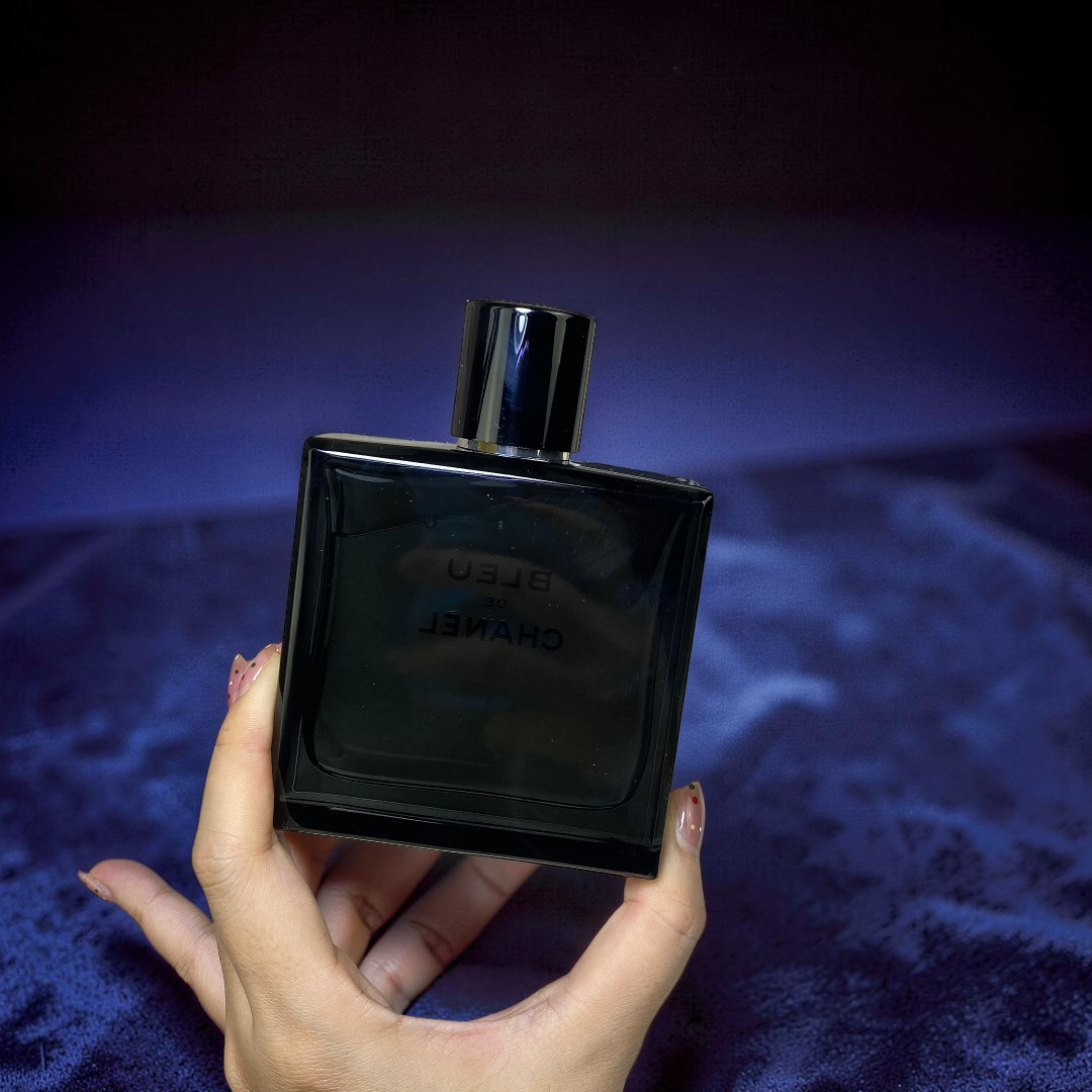 Cartier Oud & Santal Parfum - Luxury High-End Fragrance - 75ml (2.5 fl. oz.)