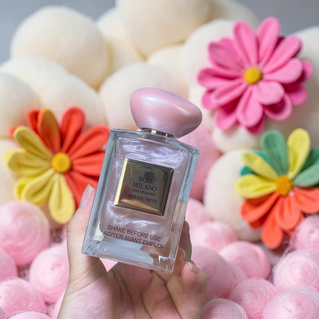 Giorgio Armani Privé Rose Milano Soie de Nacre Eau de Toilette 100ml Shimmering Rose Fragrance