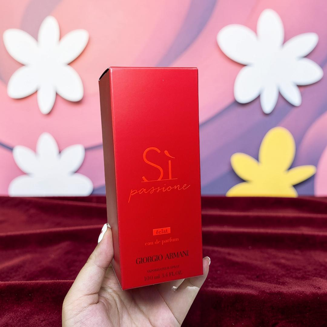 Giorgio Armani Sì Passione Éclat Eau de Parfum 100ml Women's Fragrance